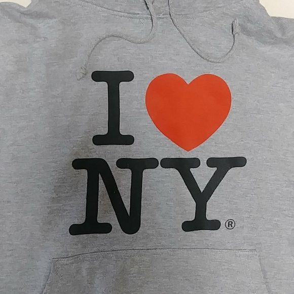 I❤NY Hoodie 🗽 - Picture 2 of 4